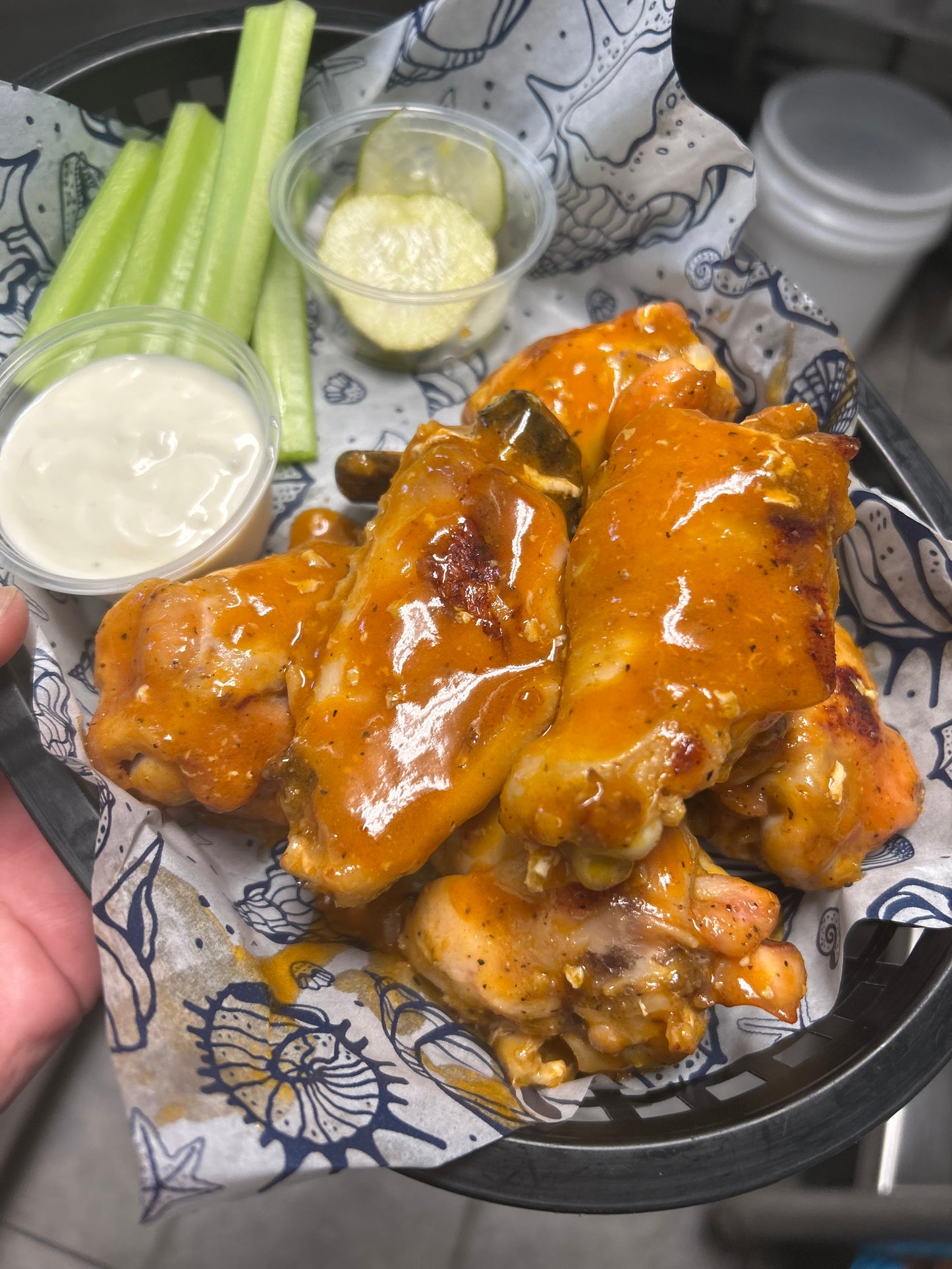 Wings (6)